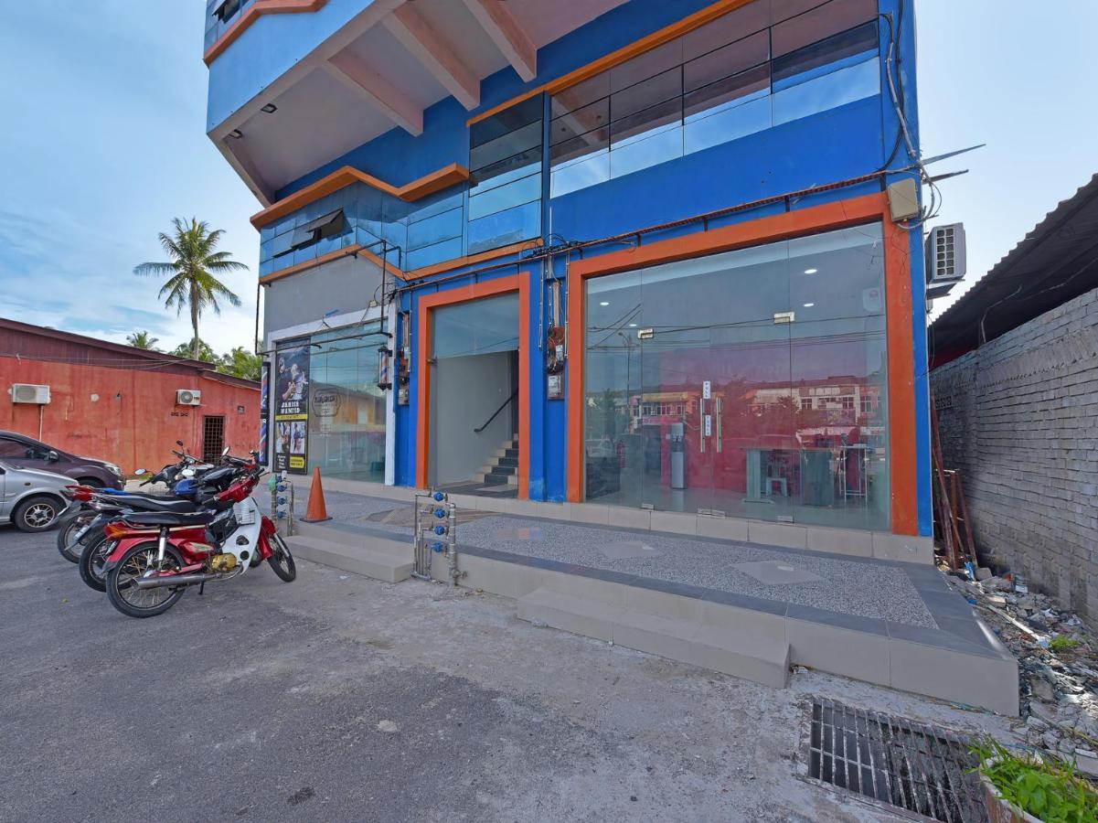 Oyo 90594 Hotel Casalink Paka Exterior photo