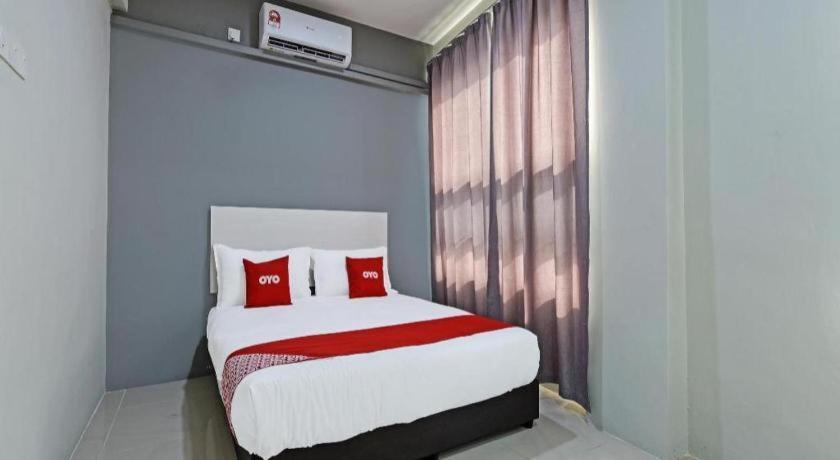 Oyo 90594 Hotel Casalink Paka Exterior photo