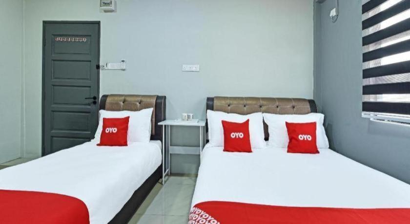Oyo 90594 Hotel Casalink Paka Exterior photo